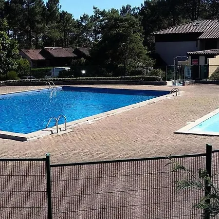Maison D'Ete Familiale, Piscine Dans La Residence Lacanau Esterno foto