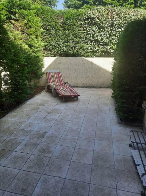 Maison D'ete Familiale, Piscine Dans La
